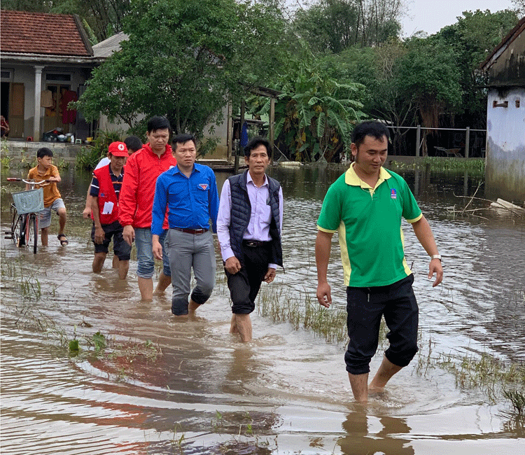 PVFCCo khẩn cấp cứu trợ đồng bào vùng lũ miền Trung