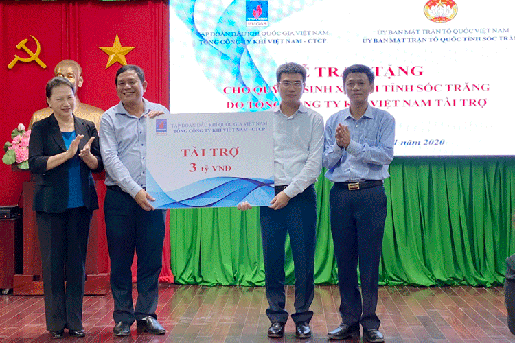 Petrovietnam và các đơn vị thành viên tham gia đoàn công tác Trung ương đến miền Tây Nam bộ