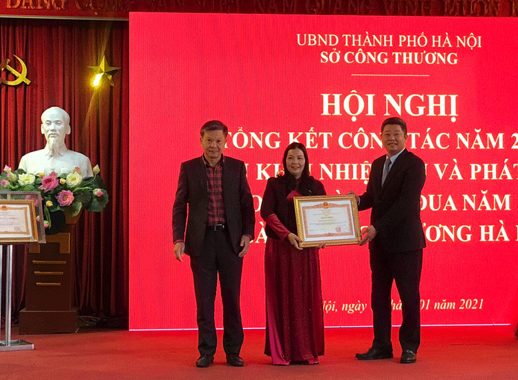 Hà Nội: Tiếp tục tháo gỡ khó khăn cho sản xuất kinh doanh, thúc đẩy công nghiệp và thương mại phát triển  