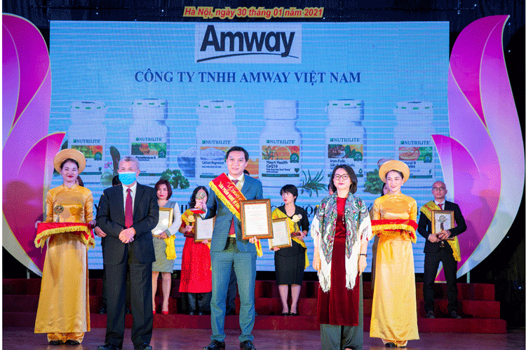 Amway Việt Nam nhận giải thưởng “Sản phẩm vàng vì sức khoẻ cộng đồng”