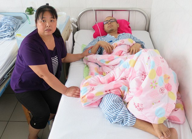 Công nhân sản xuất iphone 6 ở Trung Quốc chết vì ung thư máu