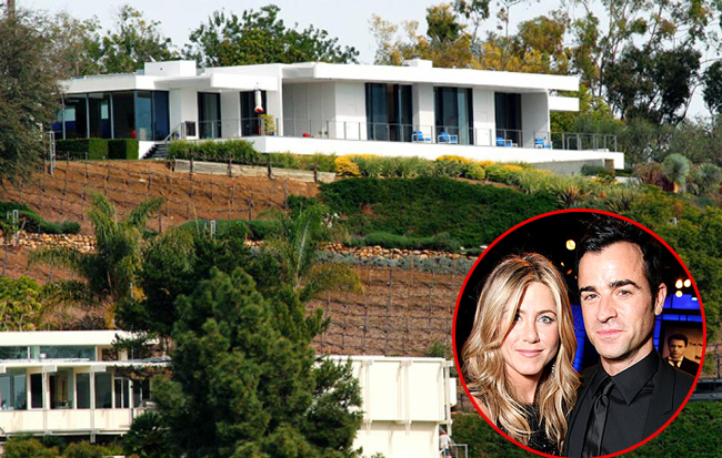 Ngôi biệt thự hoành tráng ở Bel Air, California của vợ cũ Brad Pitt và hôn phu