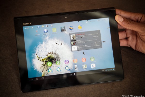 Thiết kế nhỏ gọn đẹp mắt của chiếc máy tính bảng giá rẻ Sony Xperia Tablet S