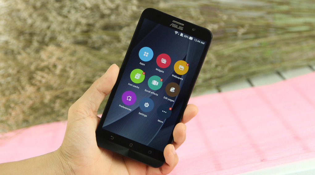 Asus Zenfone 2 là smartphone hot nhất tầm trung của Asus hiệnnay