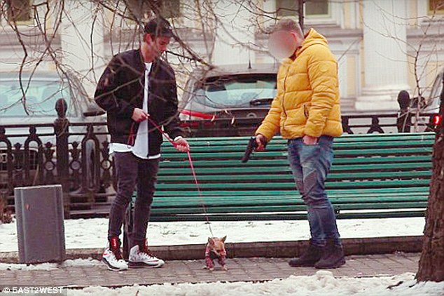 Grigory Mamurin đề nghị trả 10.000 rúp (hơn 150 USD) để họ bắn con chó của mình. Ảnh: Daily Mail