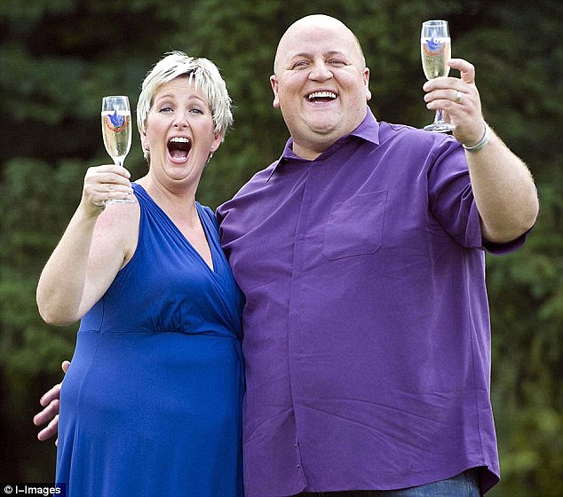 Nữ triệu phú và chồng chia tay sau 15 tháng sau khi nhận được khối tài sản kếch sù. Ảnh: Daily Mail