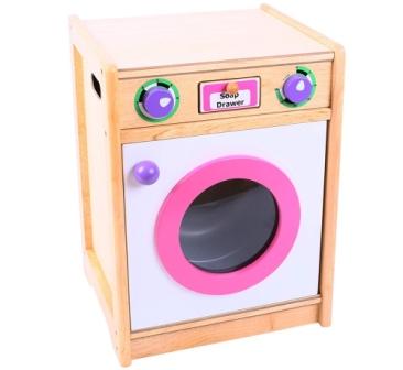 Máy giặt riêng cho bé, máy tiệt trùng là những sản phẩm vô cùng lãng phí