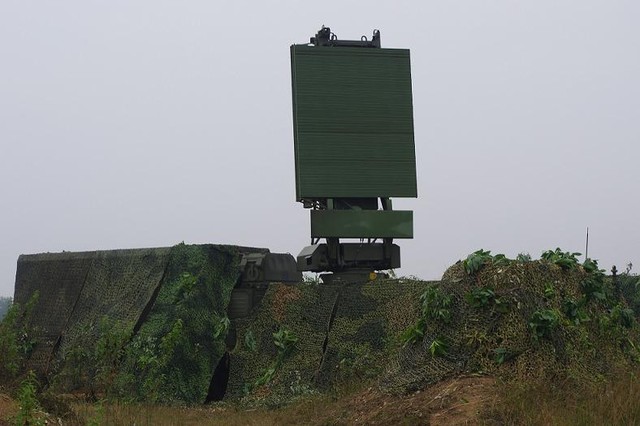 Radar cảnh giới của tổ hợp tên lửa phòng không S-300PMU1 Việt Nam