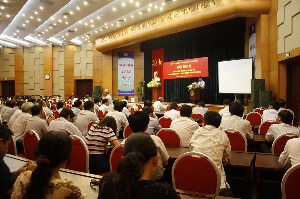 Ban Cán sự Đảng Bộ Khoa học và Công nghệ (KH&CN) đã tổ chức Hội nghị cán bộ để phổ biến, quán triệt phương hướng công tác nhân sự BCH Trung ương Đảng khóa XII