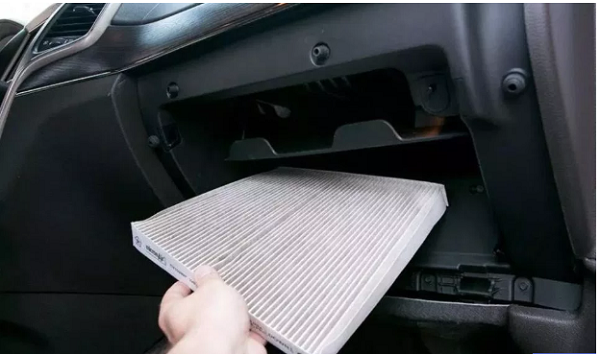Đừng lười thay bộ lọc không khí cho ô tô vì nó có thể khiến bạn nhiễm bệnh
