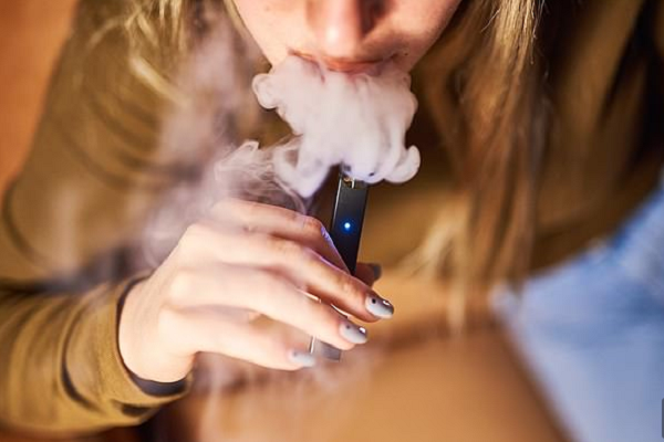 Thêm các trường hợp tử vong - Thuốc lá điện tử có thực sự an toàn hơn so với thuốc lá?