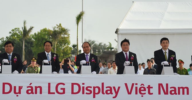 Thủ tướng dự lễ khởi công dự án 1,5 tỷ USD sản xuất màn hình OLED tại Hải Phòng