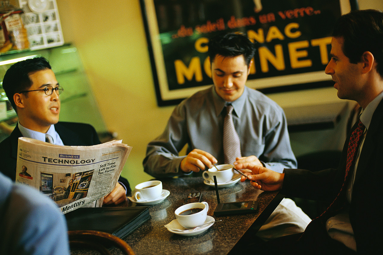 Chuyên gia cho biết: 90% cốc cà phê ở các văn phòng chứa vi khuẩn - MVietQ