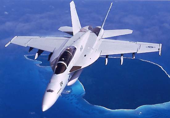 Hé lộ vũ khí mới trên tiêm kích hạm F/A-18