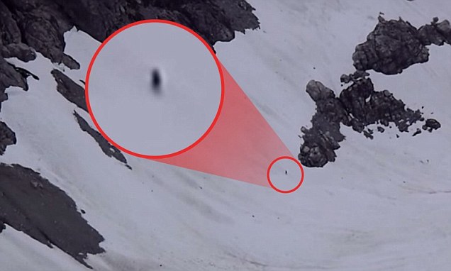 Hiện tượng bí ẩn Quái vật Bigfoot xuất hiện ở vùng núi tuyết Canada