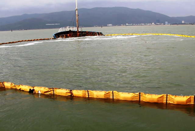 10.000 lít dầu DO trong tàu đắm ở Quy Nhơn biến mất kỳ lạ 