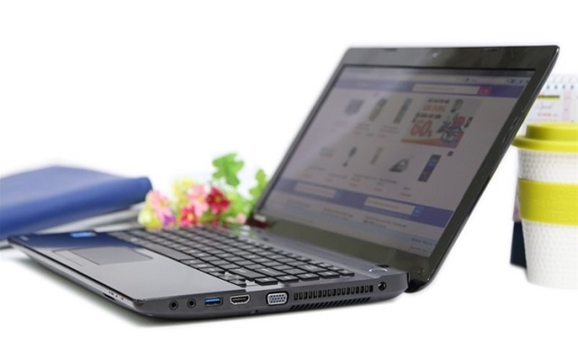 laptop gá rẻ Toshiba thiết kế bền đẹp, cấu hình mạnh mẽ rất ấn tượng