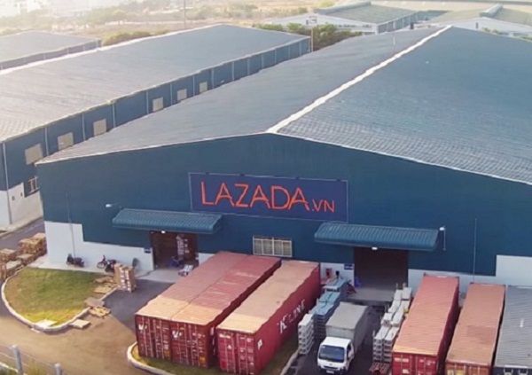 Một nhà máy kho chứa hàng của Lazada