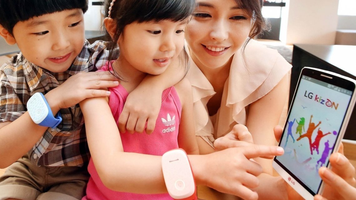 LG GizmoPal là một chiếc điện thoại trẻ em trong hình dáng một chiếc đòng hồ