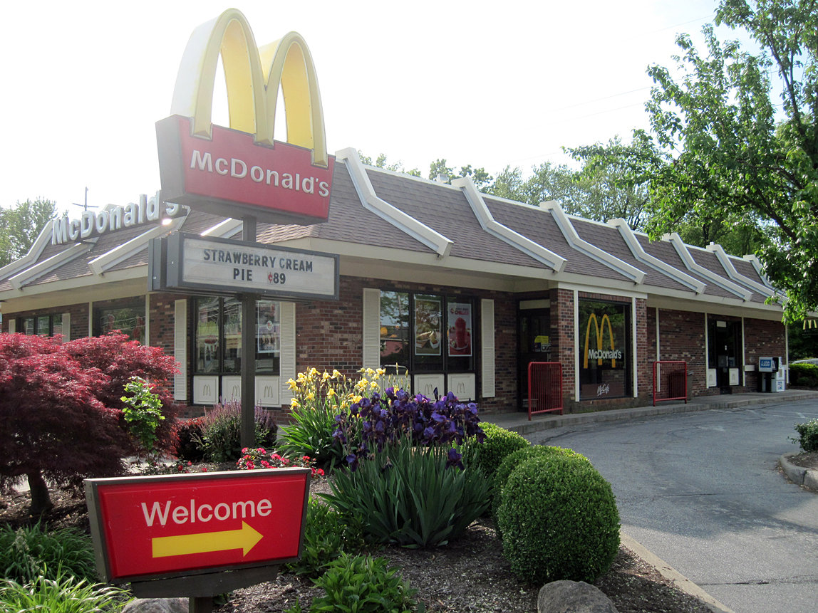 McDonal bị điều tra do trốn 1 tỷ euro tiền thuế