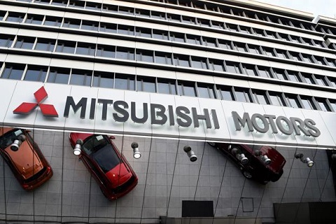 Cổ phiếu của Mitsubishi lao dốc không phanh sau khi hãng này xin lỗi về gian lận khí thải