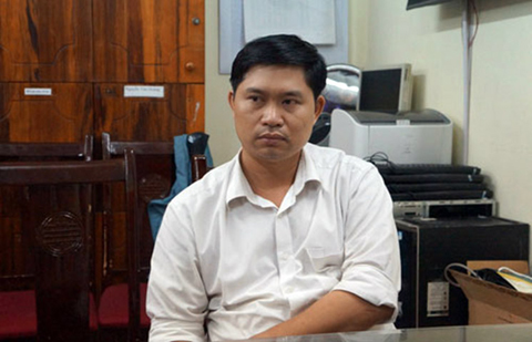 Bác sĩ Nguyễn Mạnh Tường tại cơ quan công an 