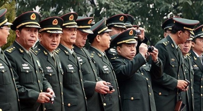 Trong 16 quan tham nhũng Trung Quốc bị công bố, có 15 người là hàm tướng