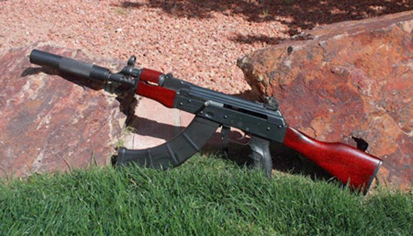 Sung AK 47 phiên bản Trung Quốc có giá rất rẻ