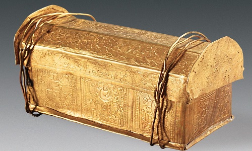 Chiếc quan tài vàng tinh xảo chứa xương sọ Đức Phật. Ảnh: Chinese Cultural Relics