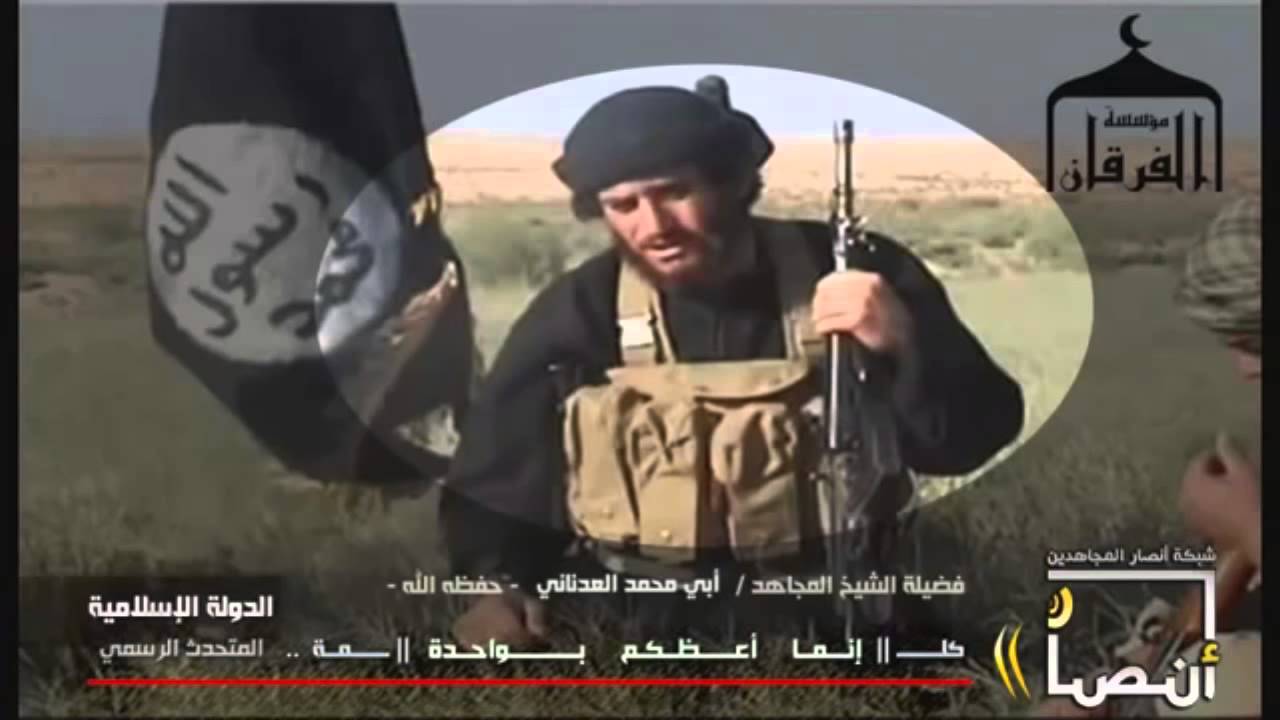 Người đại diện cho ISIS Abu Muhammad al-Adnani đang kêu gọi người Hồi giáo khắp nơi giết nguwofi không theo đạo.
