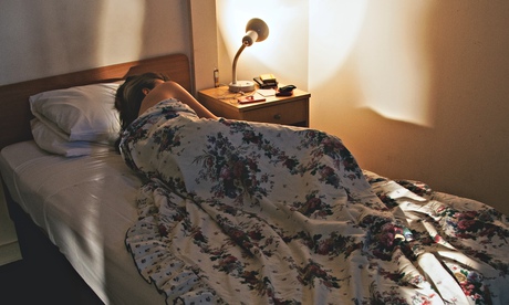 nguy cơ bạo h&agrave;nh t&igrave;nh dục tăng cao tại c&aacute;c trường đại học ở Anh