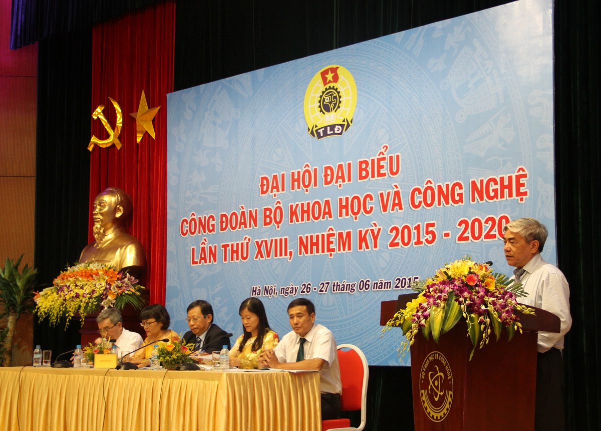 Tham dự và phát biểu tại Đại hội, Bộ trưởng Nguyễn Quân đánh giá cao những nỗ lực của các cấp Công đoàn Bộ KH&CN. Bộ trưởng cũng tin tưởng rằng, Công đoàn KH&CN sẽ tiếp tục lớn mạnh hơn nữa, phát triển lên một tầm cao mới. 