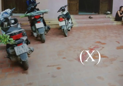 Chất thải bẩn được ném vào sân nhà con nợ