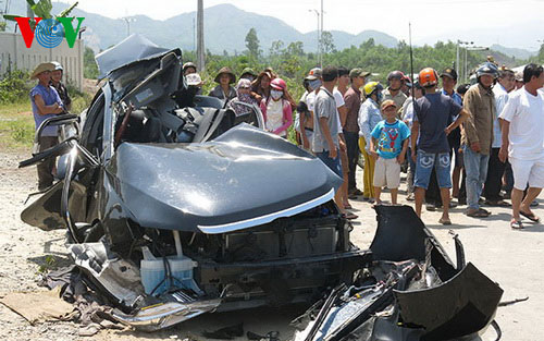 Hình ảnh vụ tai nạn giao thông thảm khốc tại Đà Nẵng kỳ nghỉ lễ 30/4 vừa qua khiến 7 người chết
