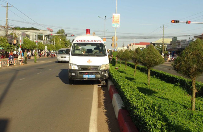 Hiện trường vụ xe cấp cứu gây tai nạn giao thông chết người ở Bình Phước