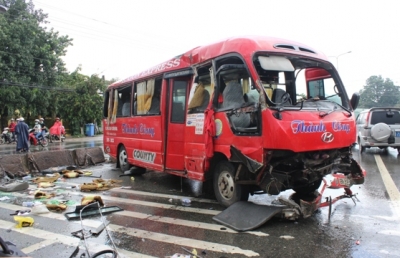 Lực lượng cảnh sát giao thông TP Thủ Dầu Một đang điều tra làm rõ nguyên nhân vụ tai nạn giao thông
