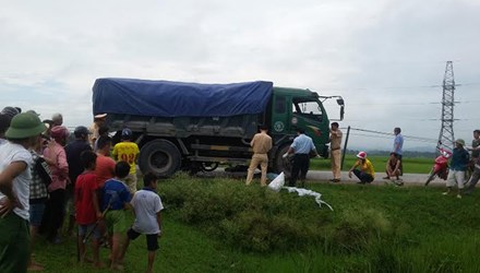 Chiếc xe ô tô tải gây tai nạn giao thông thương tâm khiến 2 người thương vong ở Nghệ An