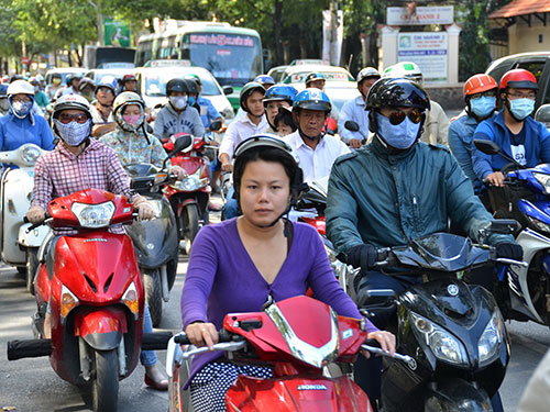 Đề xuất dừng thu phí bảo trì đường bộ với xe máy