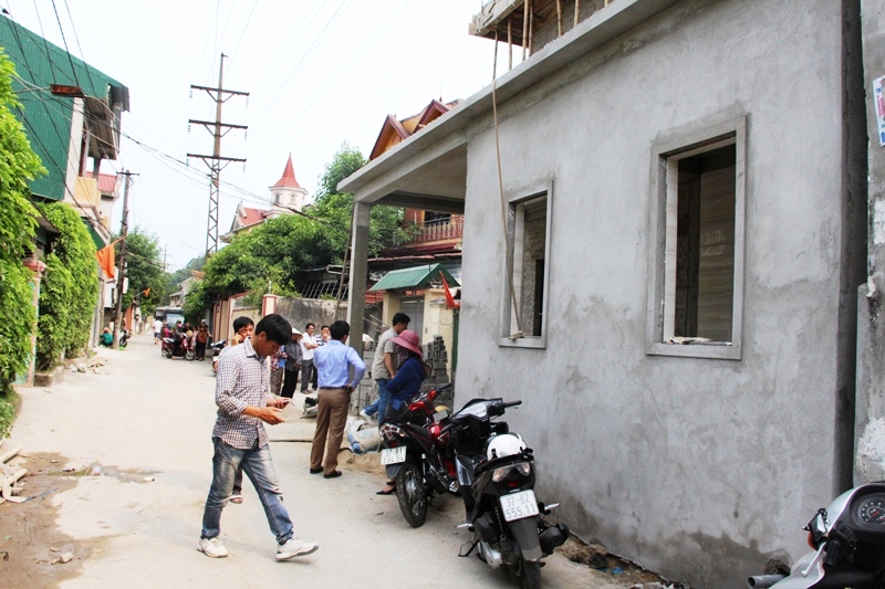 Ngôi nhà của ông Lê Kim H. đang thi công nơi xảy ra tai nạn thợ hàn sắt bị điện giật chết