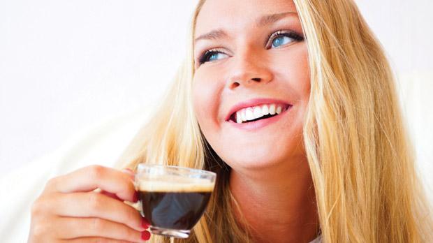 Uống cafe tránh mang thai ngoài ý muốn