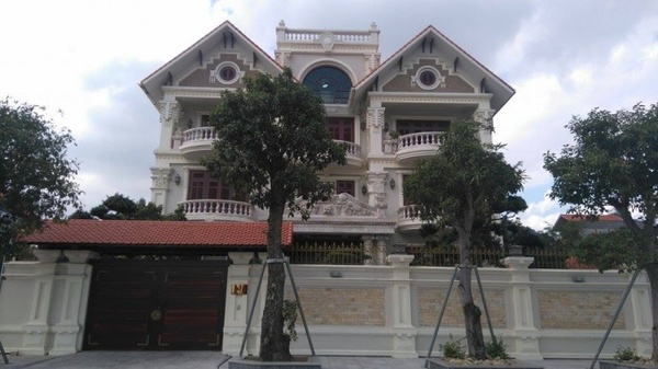 Biệt thự của nguyên Chánh án Tòa án tỉnh Quảng Ninh
