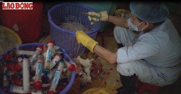 Bệnh viện Bạch Mai tái chế rác thải y tế