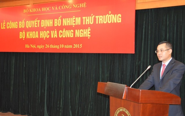 Tân Thứ trưởng Bộ KH&CN Phạm Đại Dương phát biểu cảm ơn khi nhận chức vụ mới