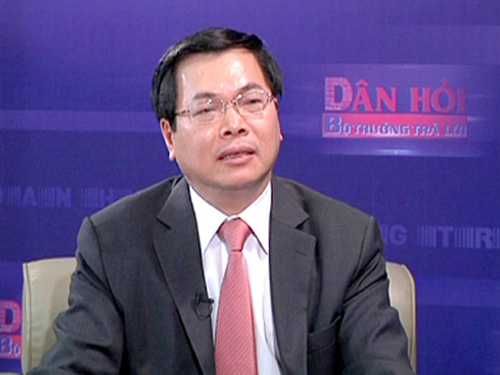 Bộ trưởng Vũ Huy Hoàng trong chương trình Dân hỏi Bộ trưởng trả lời của VTV