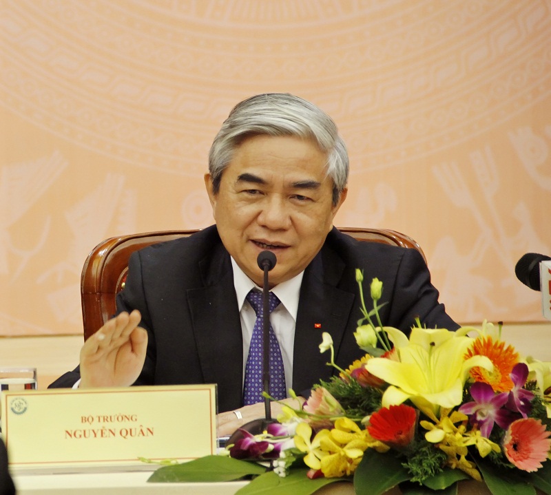 chúng tôi cố gắng đưa những kết quả nghiên cứu vào sản xuất kinh doanh, phục vụ cho phát triển kinh tế xã hội chúng tôi cố gắng đưa những kết quả nghiên cứu vào sản xuất kinh doanh, phục vụ cho phát triển kinh tế xã hội