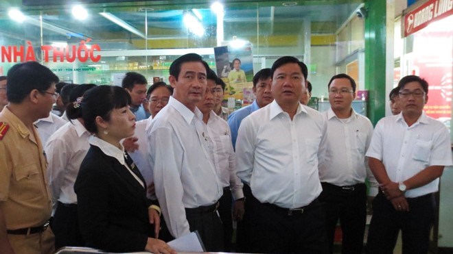 Bộ trưởng Đinh La Thăng thị sát tình hình tại bến xe miền Đông, Tp.HCM ngày 3/2