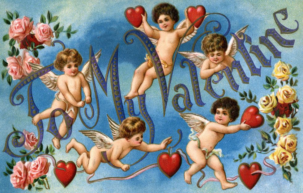 valentine cùng với đôi cánh thiên thần tượng trưng cho sự bay bổng trong tình yêu