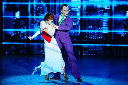 Cặp đôi người Nga Fedor và Dina trong vai Joker