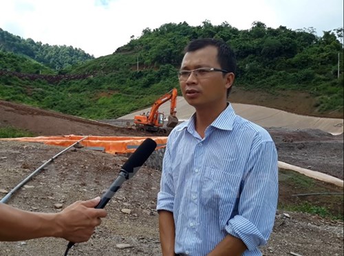 Ông Trần Trung Chính, giám đốc Công ty TNHH Đồng An Phú trả lời về vụ việc cá chết hàng loạt ở thường nguồn sông Đà
