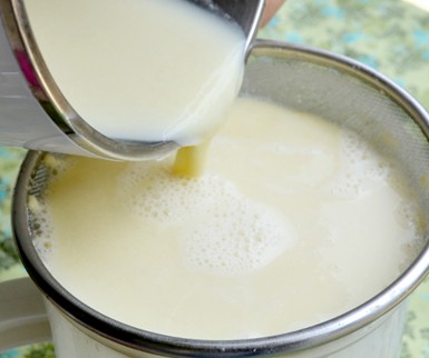 Cách chọn sữa đậu nành thơm ngon, không hóa chất